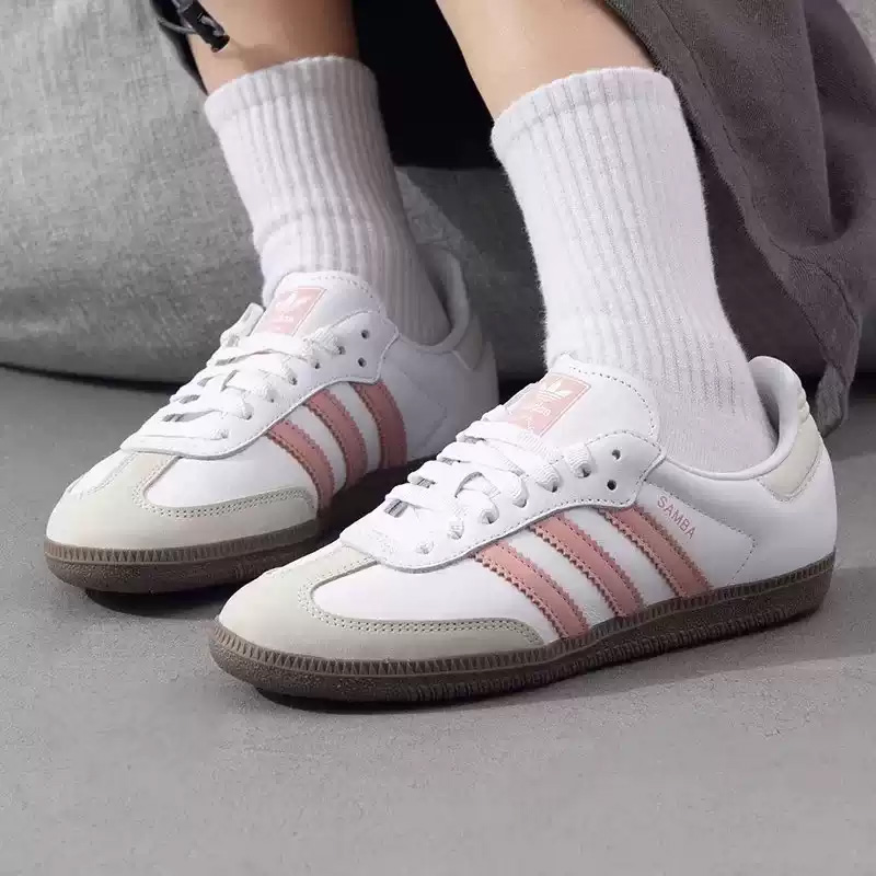 Adidas Shoes Superstar - حذاء أديداس الأصلي SAMBA OG للسيدات،