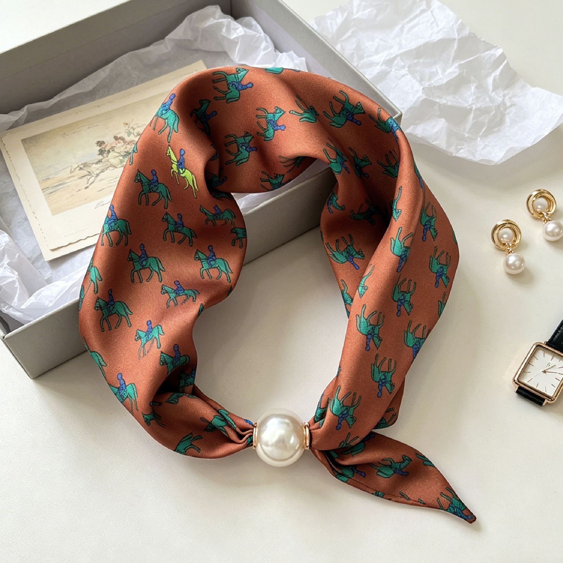 وشاح نسائي فاخر بتصميم الفارس  - مراجعة Face Scarf Mask وسعره
